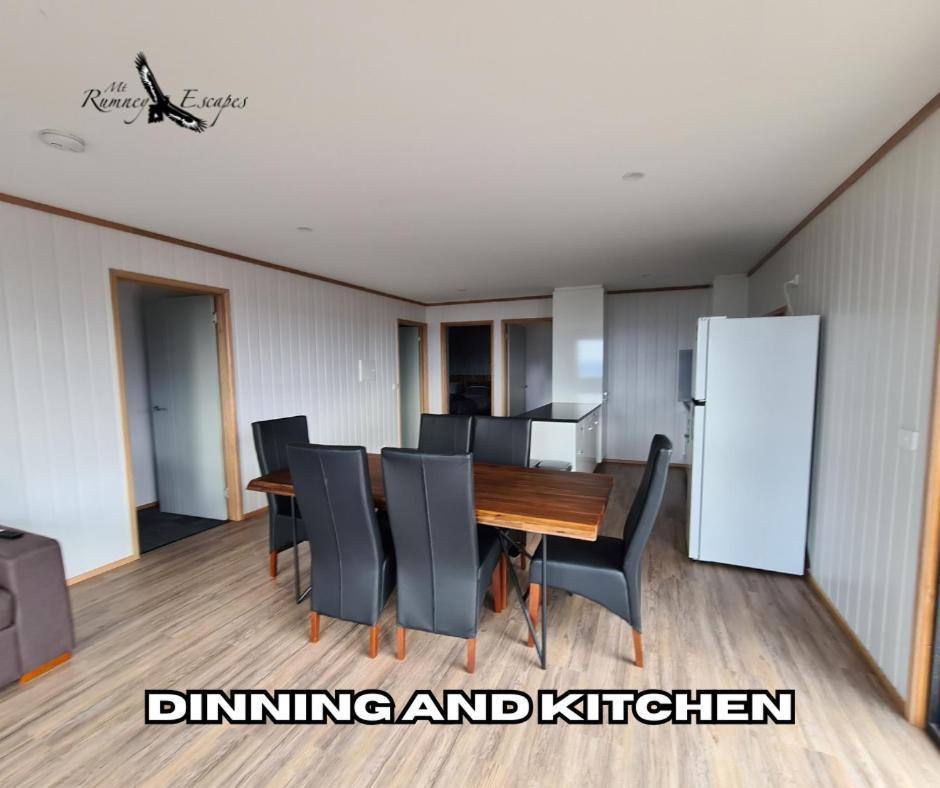 Holiday home Escapes - 3 Seaview Wombat House Mount Rumney